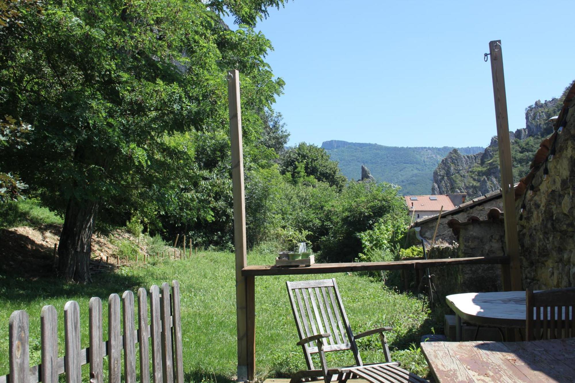 Comfortable Village Apartment In Barbieres With Access To Large Garden With Beautiful Views Exterior photo